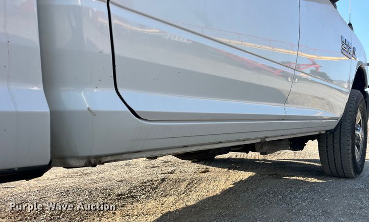 image for item EK8863 2015 Ram 2500HD Crew Cab pickup truck