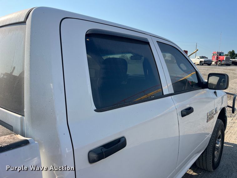 image for item EK8863 2015 Ram 2500HD Crew Cab pickup truck