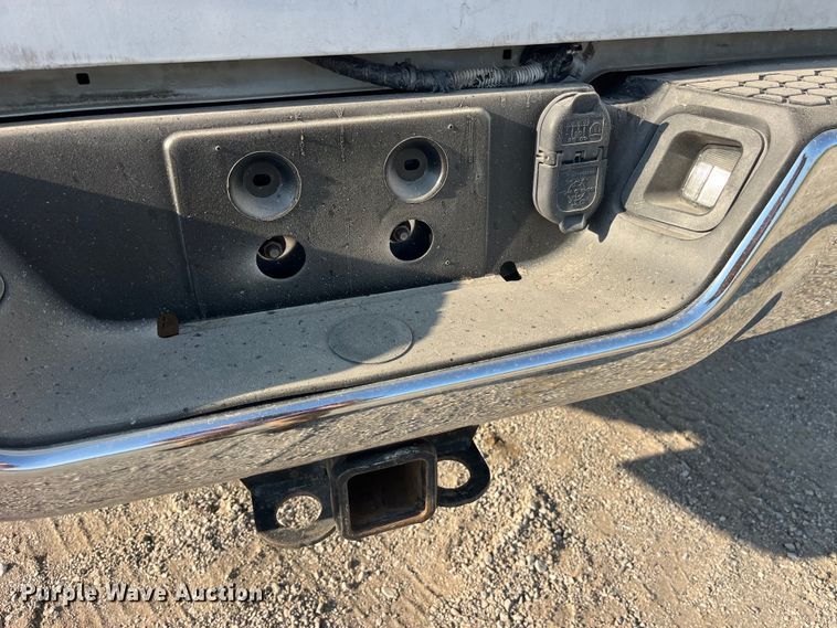 image for item EK8863 2015 Ram 2500HD Crew Cab pickup truck