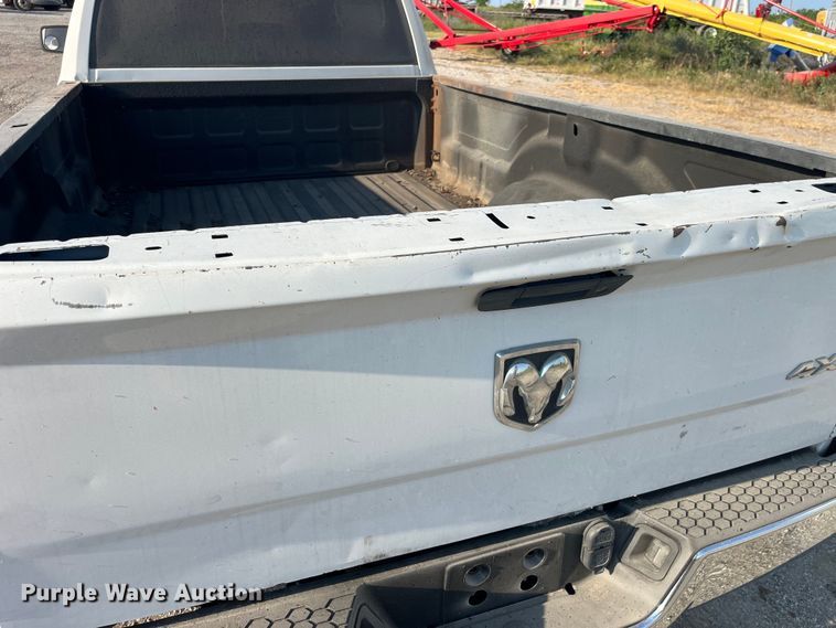 image for item EK8863 2015 Ram 2500HD Crew Cab pickup truck