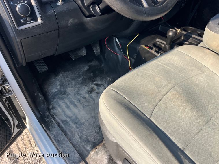 image for item EK8863 2015 Ram 2500HD Crew Cab pickup truck