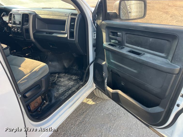 image for item EK8863 2015 Ram 2500HD Crew Cab pickup truck