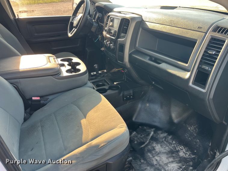 image for item EK8863 2015 Ram 2500HD Crew Cab pickup truck