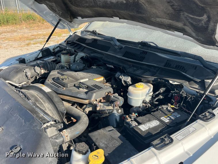 image for item EK8863 2015 Ram 2500HD Crew Cab pickup truck