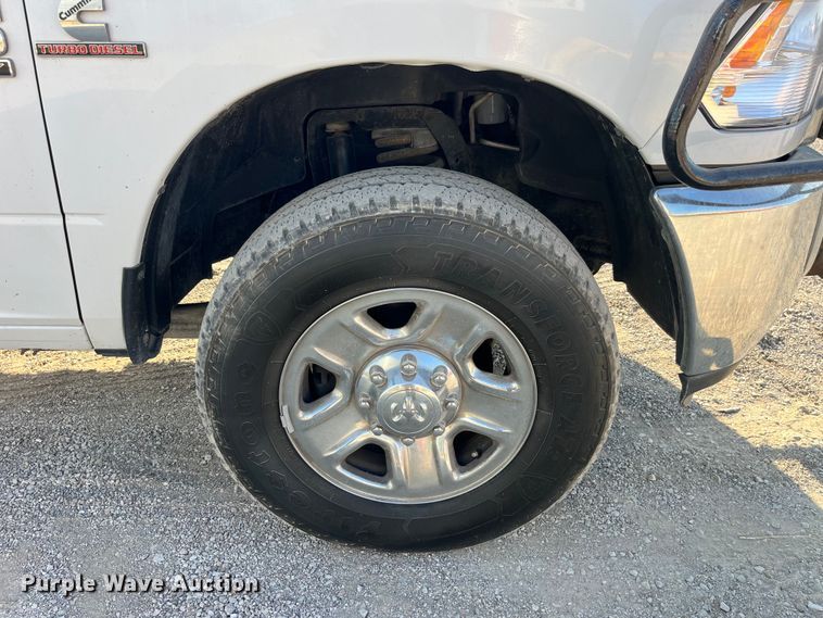 image for item EK8863 2015 Ram 2500HD Crew Cab pickup truck