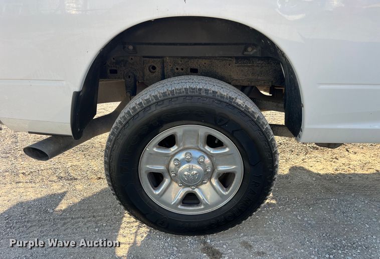 image for item EK8863 2015 Ram 2500HD Crew Cab pickup truck