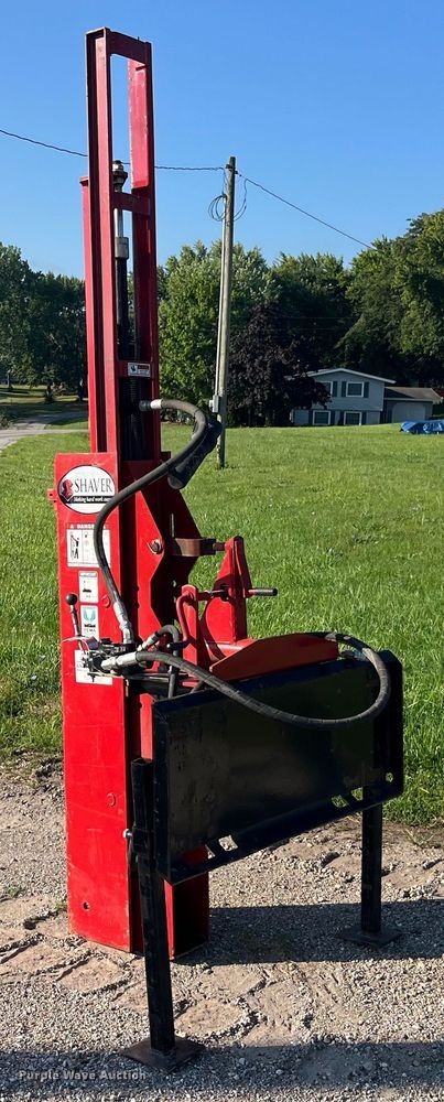 image for item EK8893 Shaver HD-10 skid steer post driver