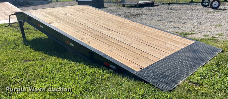 image for item EK8895 X-Star loading dock