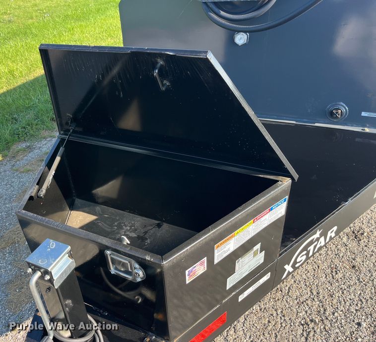 image for item EK8898 2024 X Star Trailers 990G fuel trailer