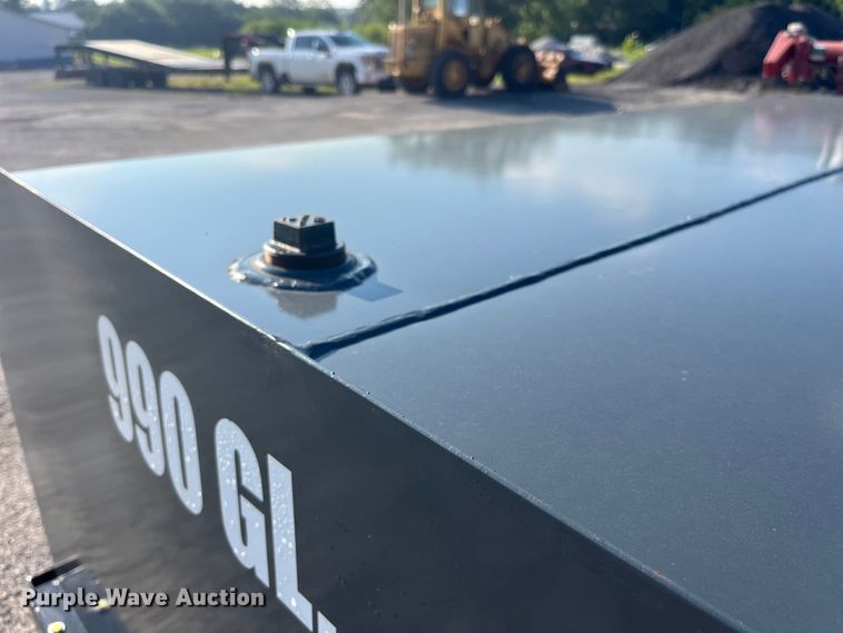 image for item EK8898 2024 X Star Trailers 990G fuel trailer