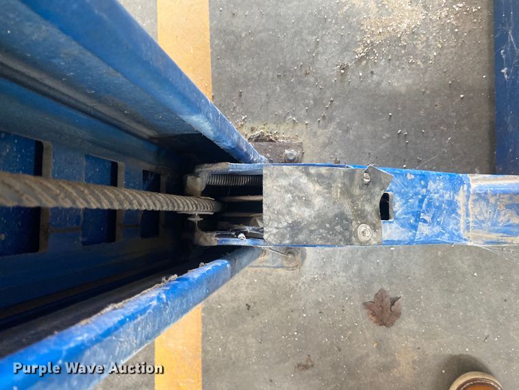 image for item EK8916 Rotary SM18E010 four post lift