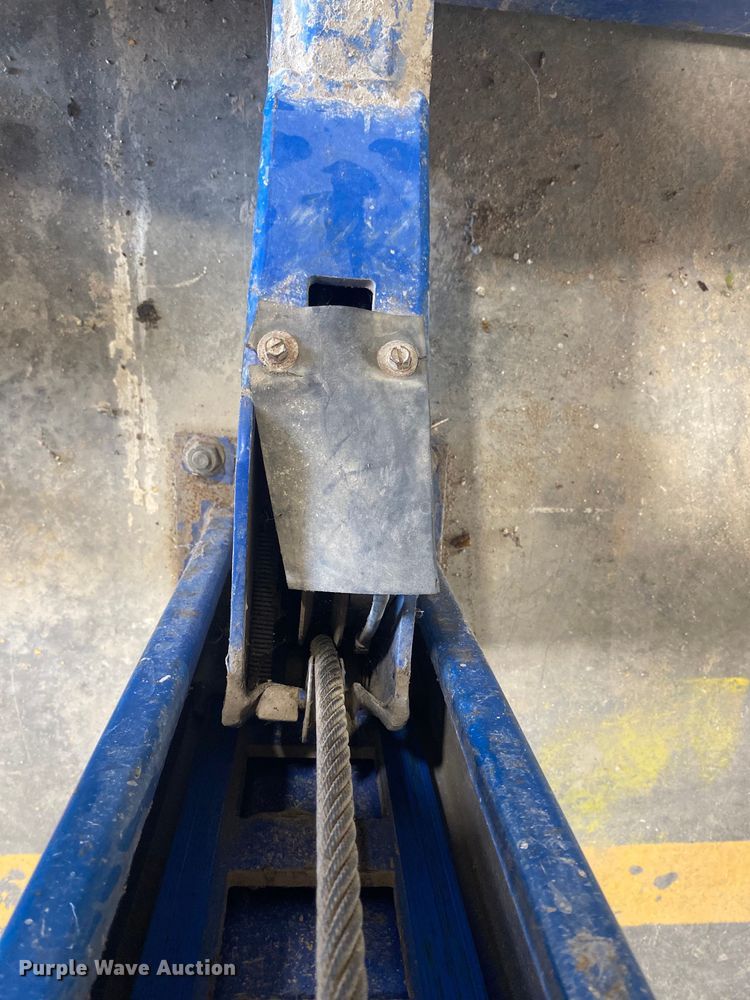 image for item EK8916 Rotary SM18E010 four post lift