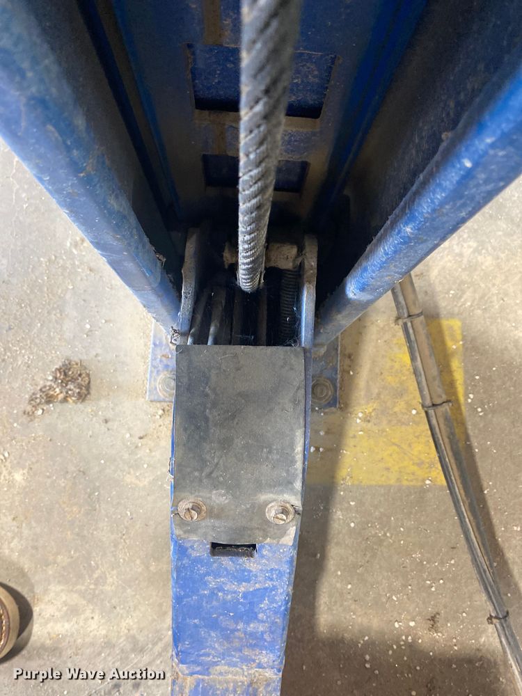 image for item EK8916 Rotary SM18E010 four post lift