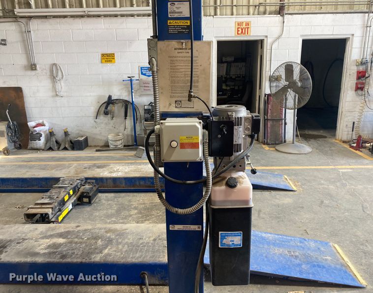 image for item EK8916 Rotary SM18E010 four post lift