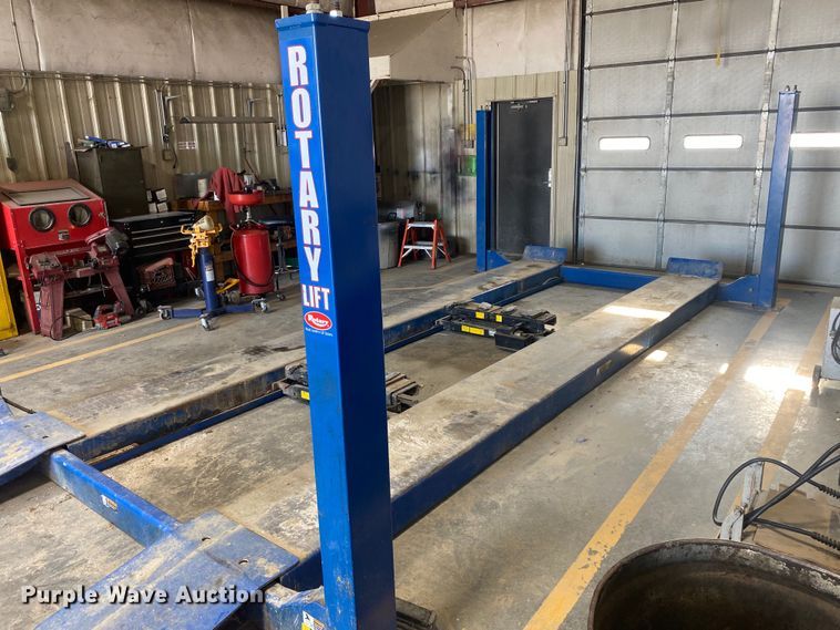 image for item EK8916 Rotary SM18E010 four post lift