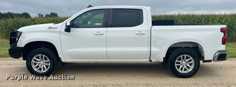 image for item EK8917 2019 Chevrolet Silverado 1500 Crew Cab pickup truck