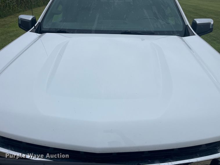 image for item EK8917 2019 Chevrolet Silverado 1500 Crew Cab pickup truck