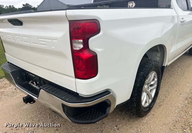 image for item EK8917 2019 Chevrolet Silverado 1500 Crew Cab pickup truck