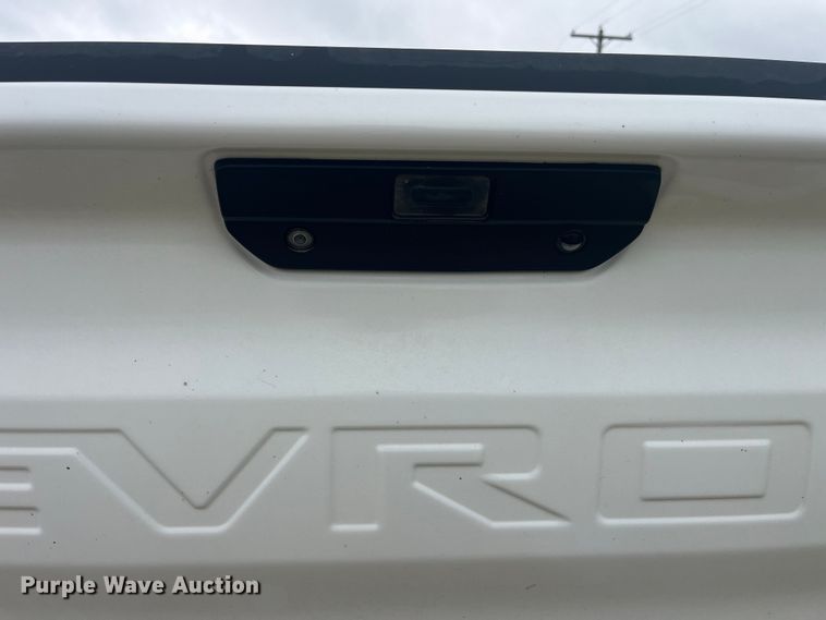 image for item EK8917 2019 Chevrolet Silverado 1500 Crew Cab pickup truck