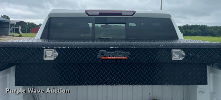 image for item EK8917 2019 Chevrolet Silverado 1500 Crew Cab pickup truck