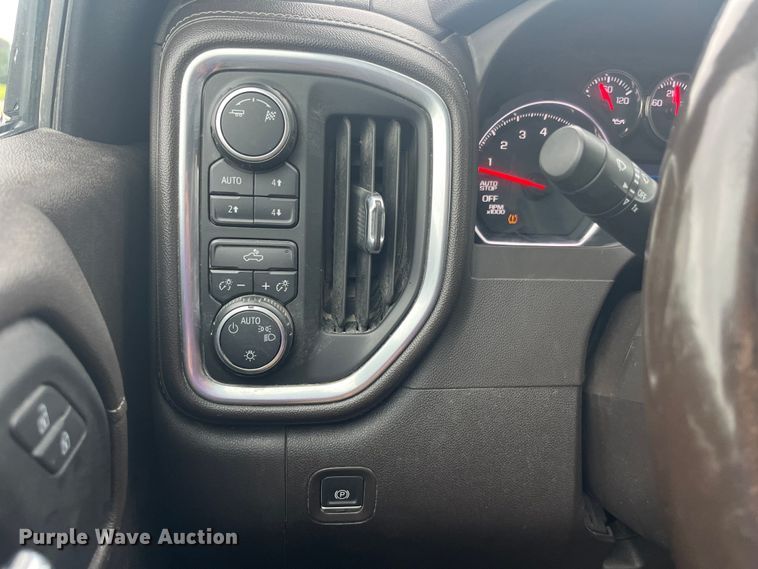 image for item EK8917 2019 Chevrolet Silverado 1500 Crew Cab pickup truck