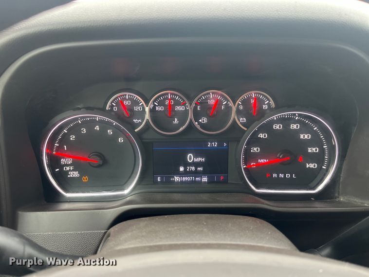 image for item EK8917 2019 Chevrolet Silverado 1500 Crew Cab pickup truck