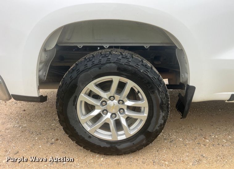 image for item EK8917 2019 Chevrolet Silverado 1500 Crew Cab pickup truck