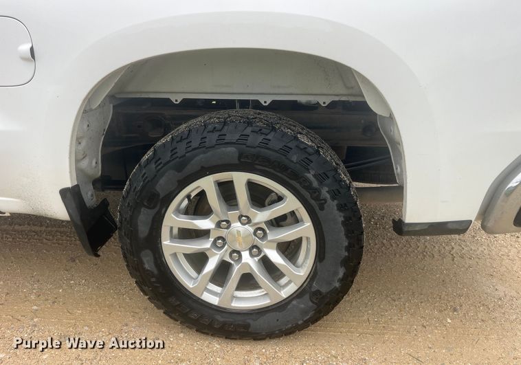 image for item EK8917 2019 Chevrolet Silverado 1500 Crew Cab pickup truck