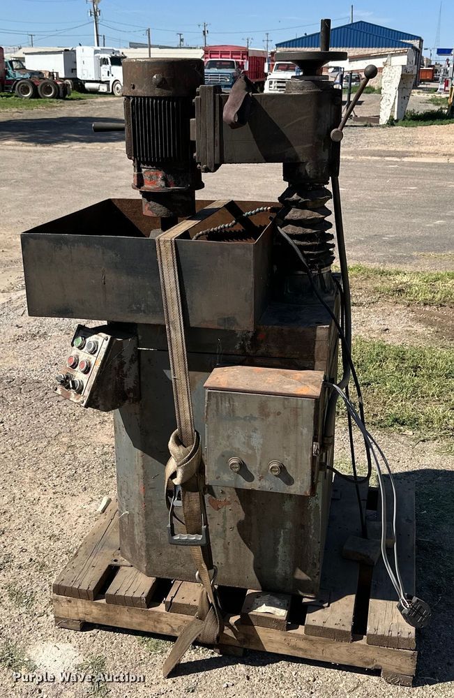 image for item IB9450 Grinder 