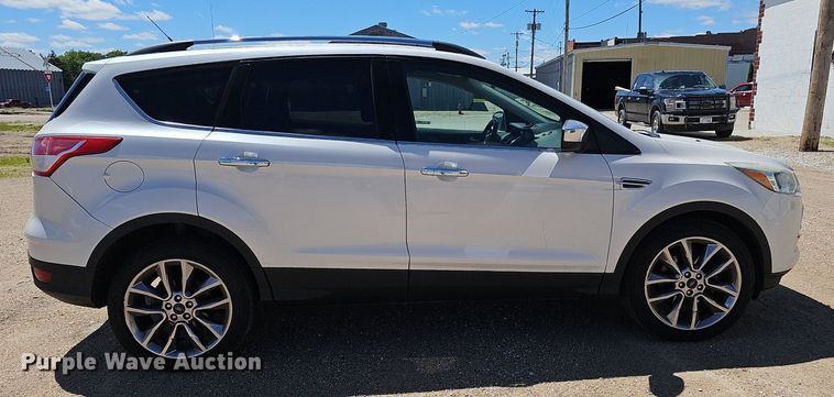 image for item IO9928 2014 Ford Escape SE SUV