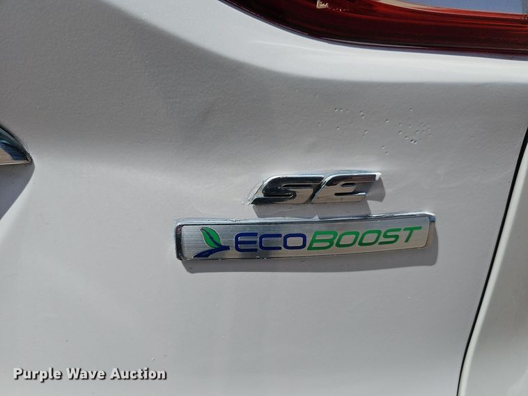 image for item IO9928 2014 Ford Escape SE SUV