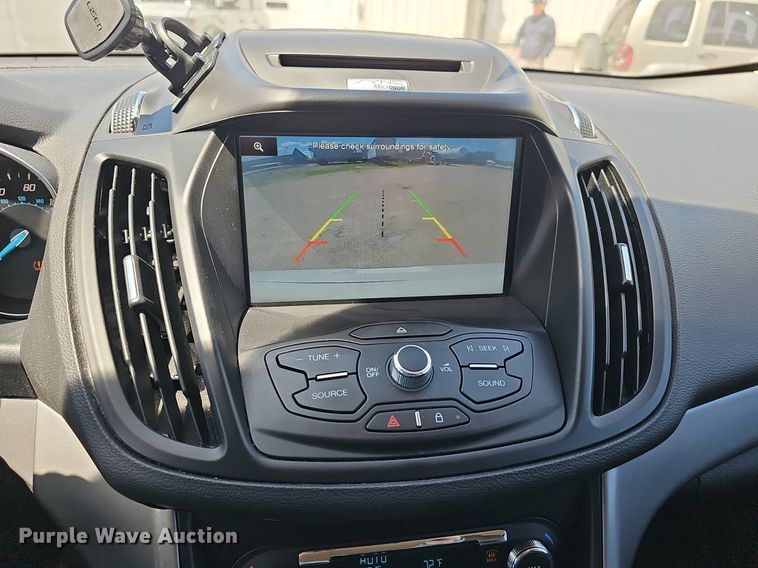 image for item IO9928 2014 Ford Escape SE SUV