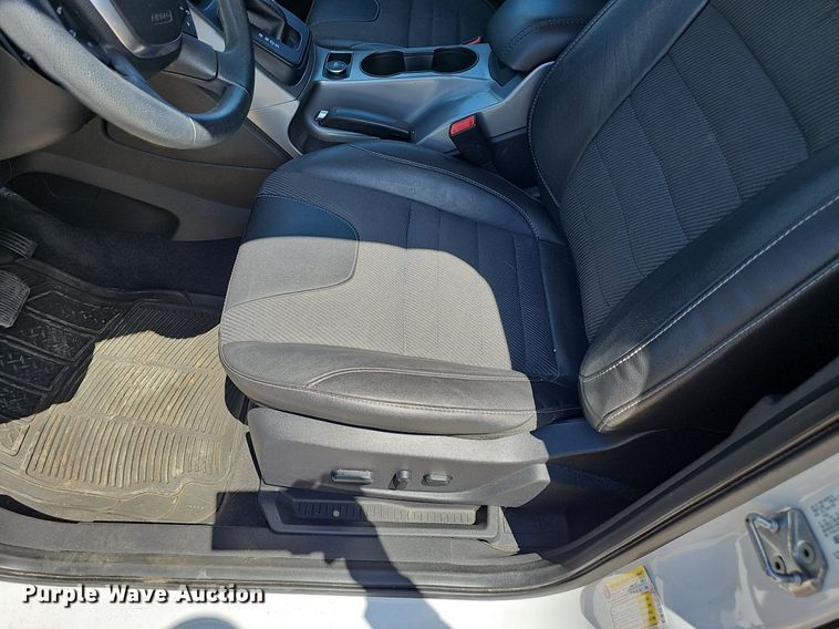 image for item IO9928 2014 Ford Escape SE SUV