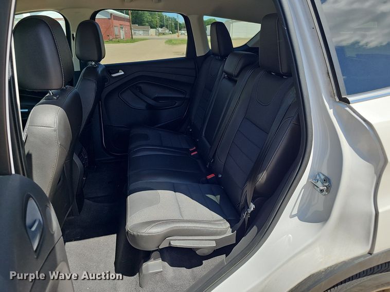 image for item IO9928 2014 Ford Escape SE SUV