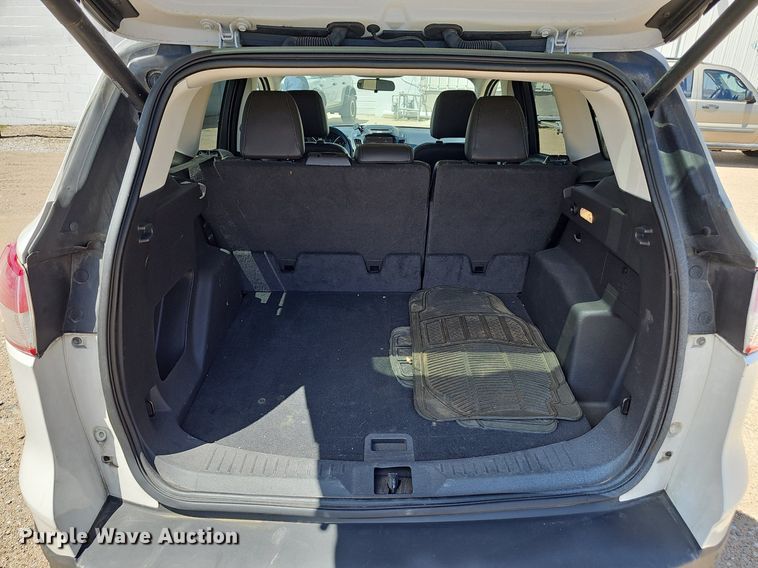 image for item IO9928 2014 Ford Escape SE SUV