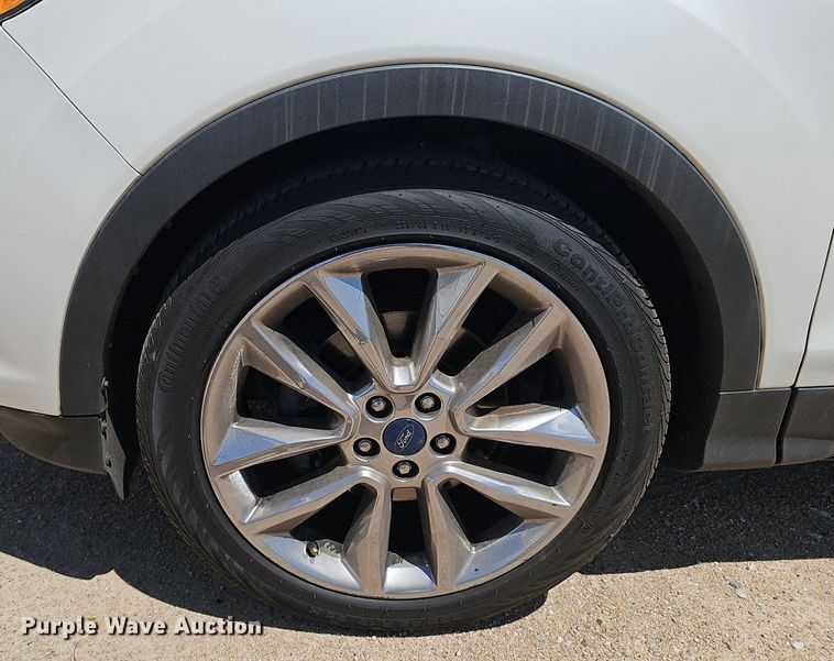 image for item IO9928 2014 Ford Escape SE SUV