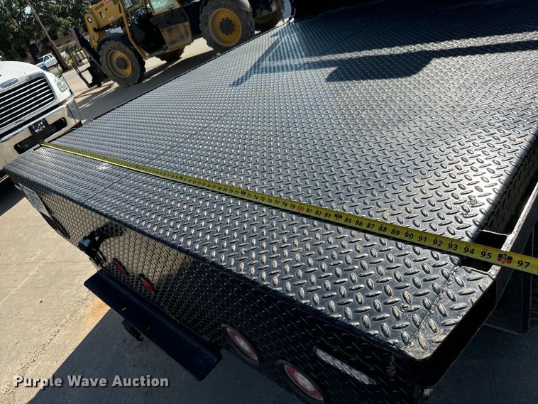 image for item LF9899 2009 Ford F450 Super Duty XL flatbed truck