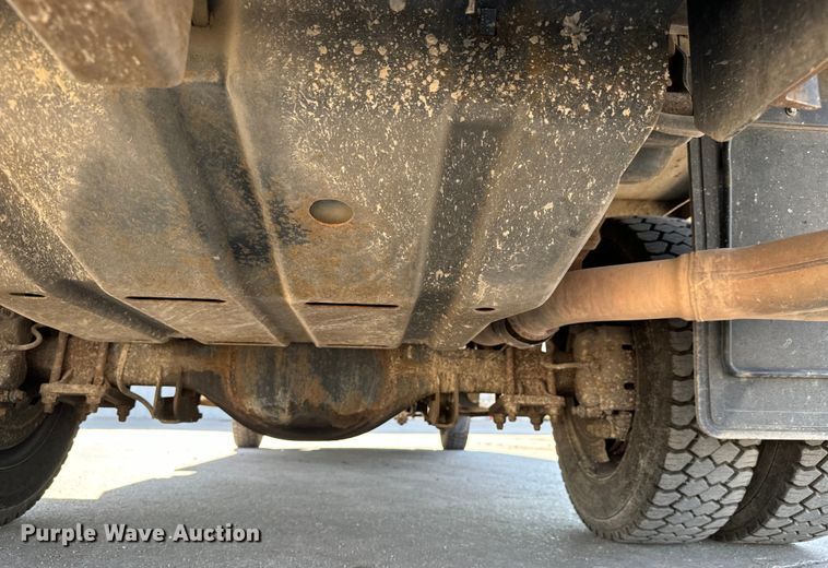 image for item LF9899 2009 Ford F450 Super Duty XL flatbed truck