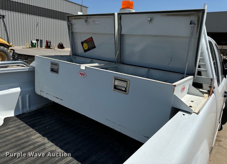 image for item LF9901 2009 Chevrolet  Silverado 1500 Ext. Cab pickup truck