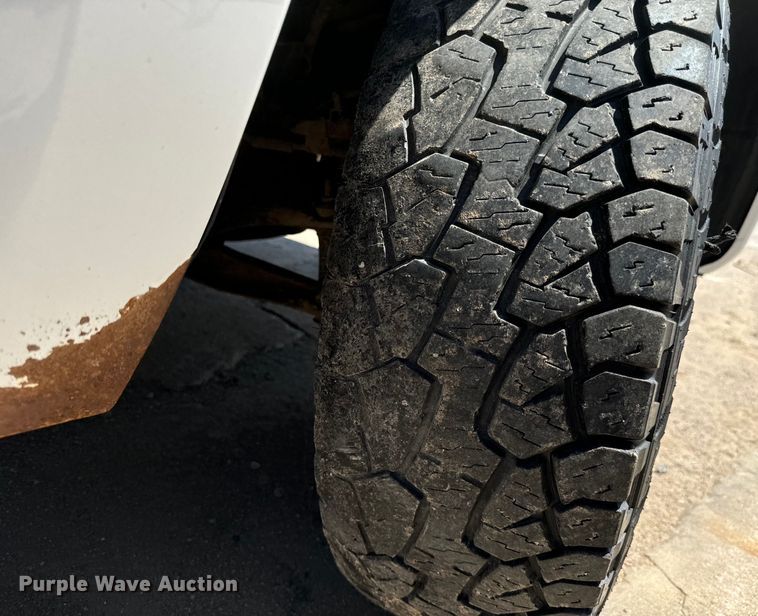 image for item LF9901 2009 Chevrolet  Silverado 1500 Ext. Cab pickup truck