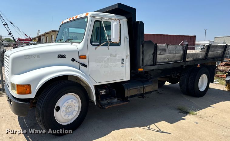 image for item LF9902 1997 International  4700 dump flatbed truck