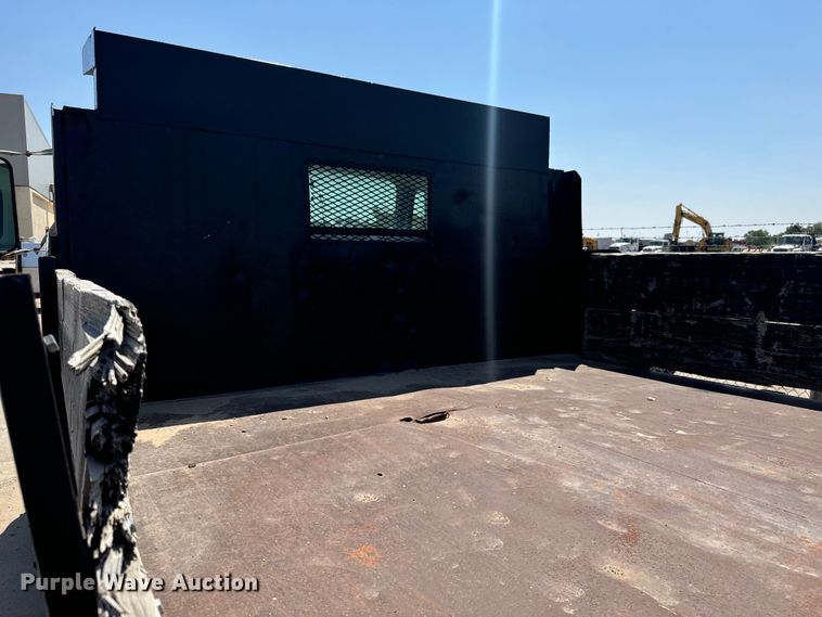 image for item LF9902 1997 International  4700 dump flatbed truck