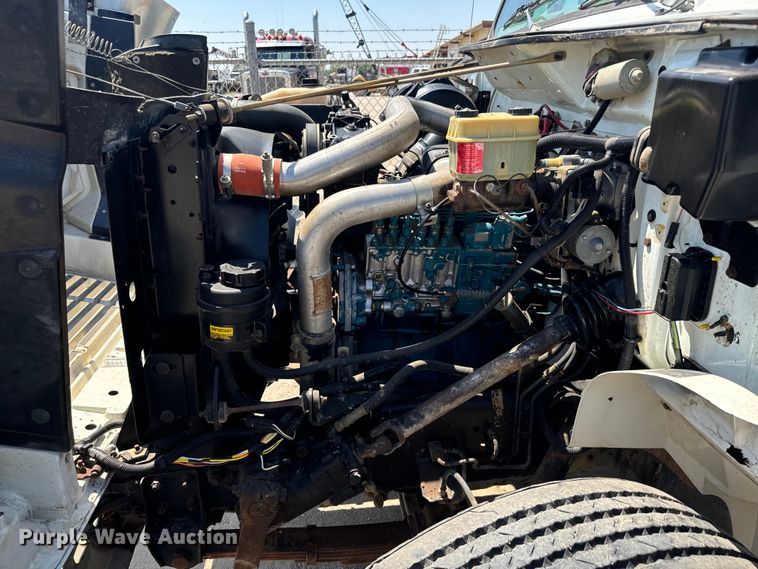 image for item LF9902 1997 International  4700 dump flatbed truck