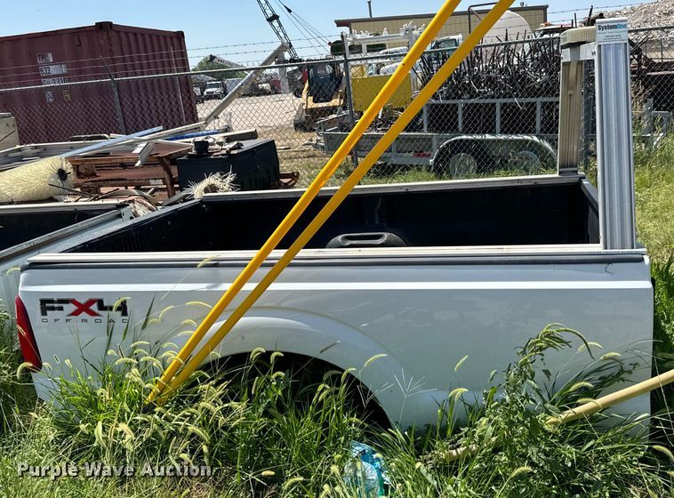 image for item LF9931 Ford pickup truck bed 