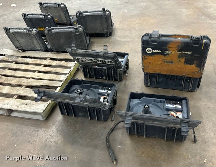 image for item LF9939 (4) wire feeders