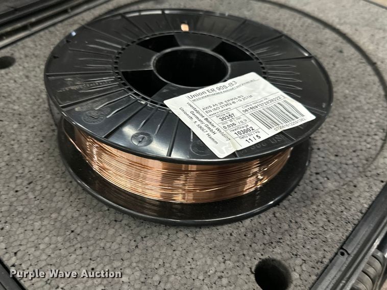 image for item LF9939 (4) wire feeders