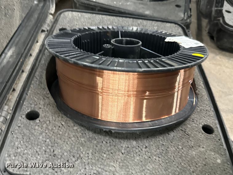 image for item LF9939 (4) wire feeders