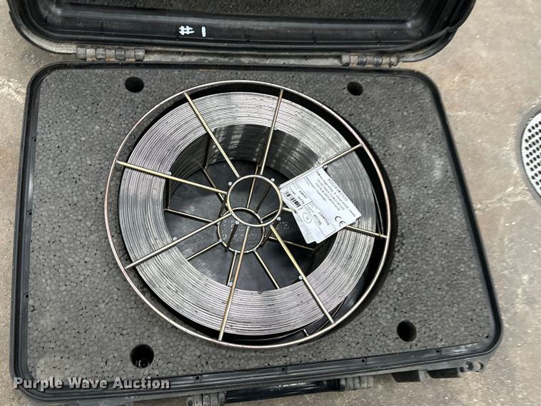 image for item LF9939 (4) wire feeders