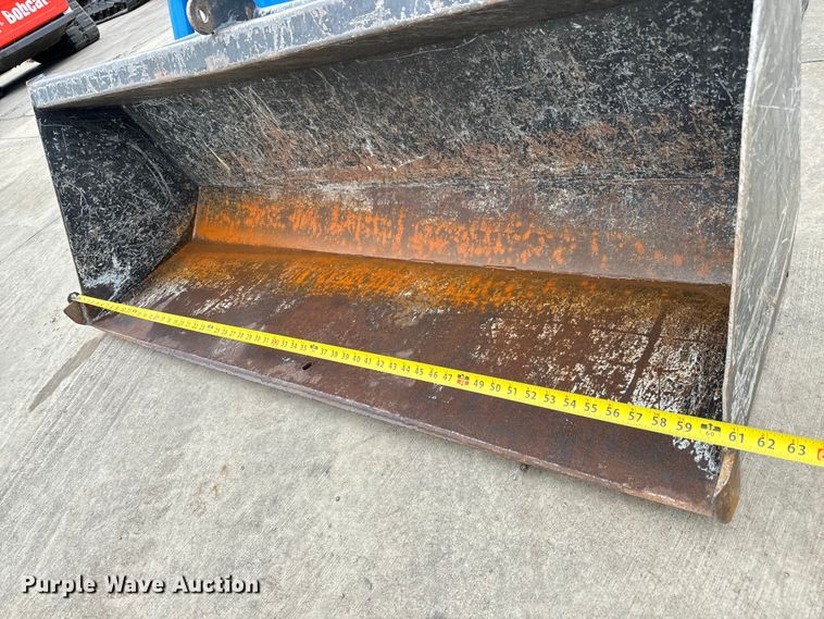 image for item LF9950 2000 New Holland TC29D MFWD tractor