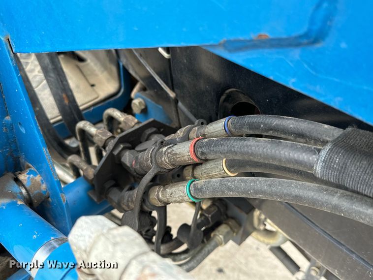 image for item LF9950 2000 New Holland TC29D MFWD tractor